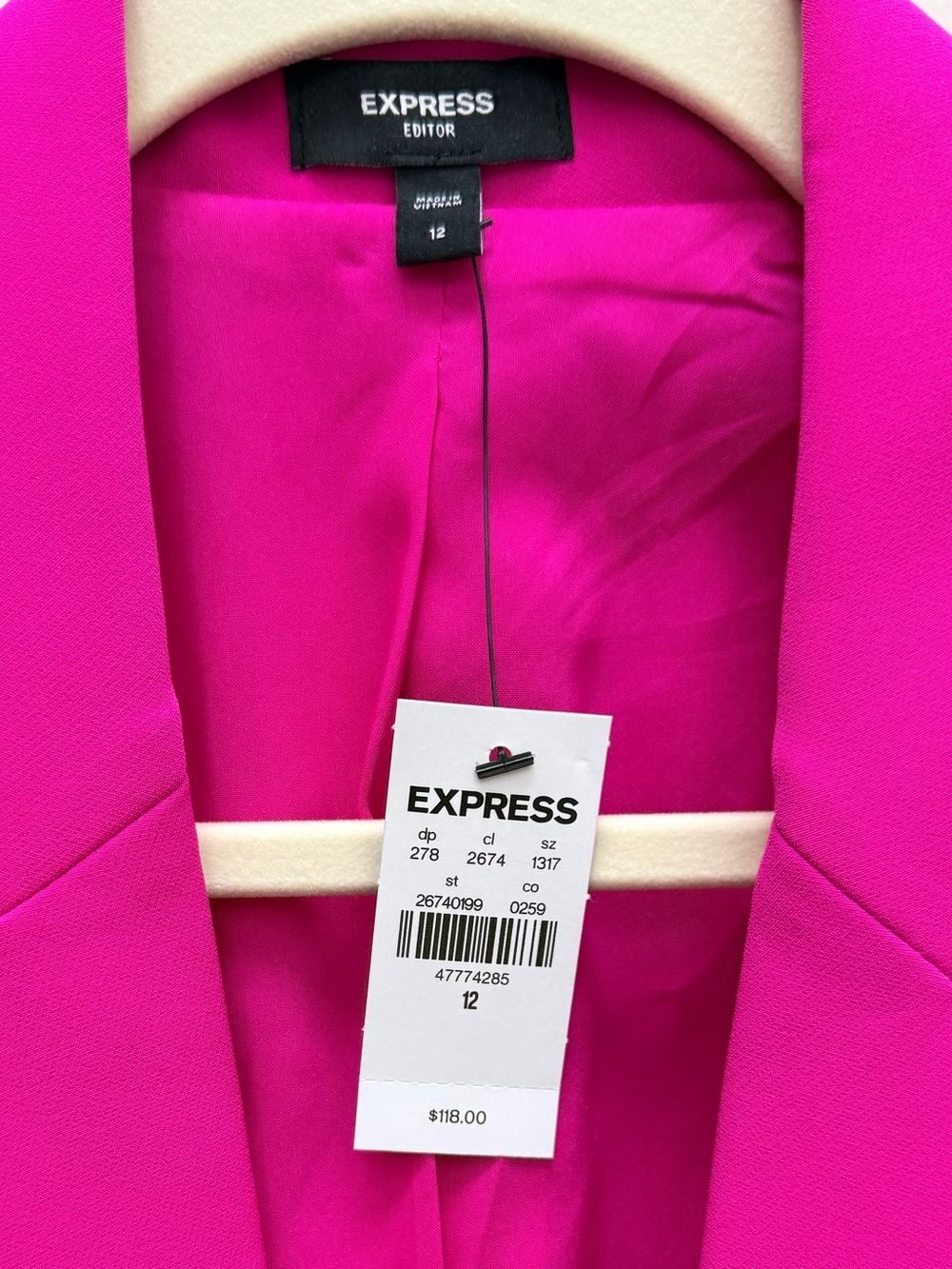 Women’s Express Editor Fitted/Tailored One Button Hot Pink Blazer - Picture 6 of 9